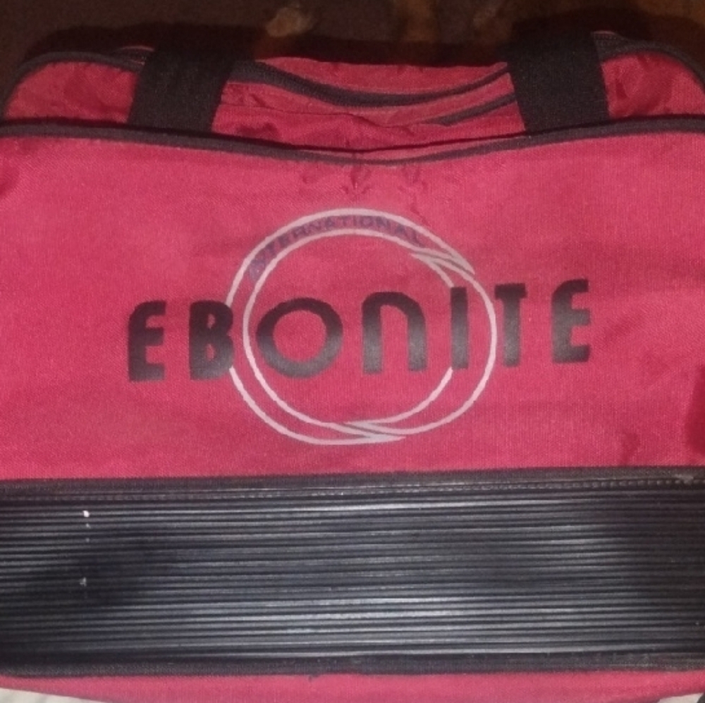 Ebonite International XL Bowling Bag , EC - Picture 2 of 14